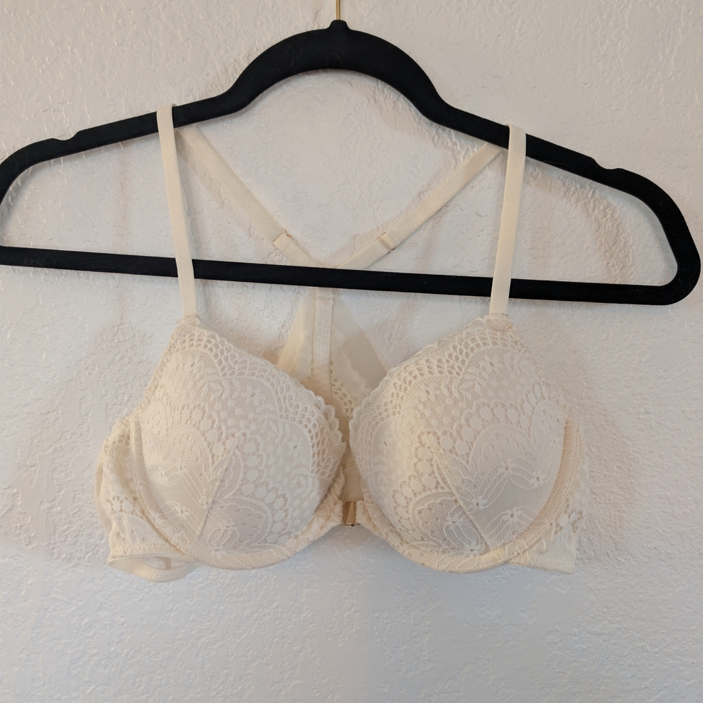 Auden White Lace Front Clasp Racer Back Bra 36A Bridal bachelorette Coquette